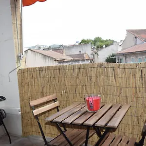  Appartement Studio Idéal Centre-ville Meublé 2ème étage Sud France